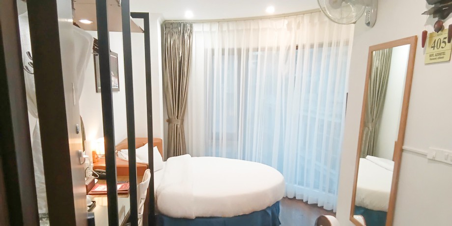 cao cấp giường tròn.jpg